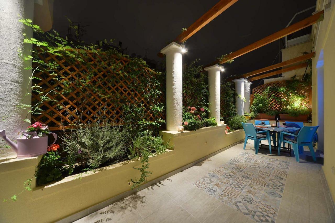 Oasis Veranda Under Columns.Kolonaki Embassy Area. Афины Экстерьер фото